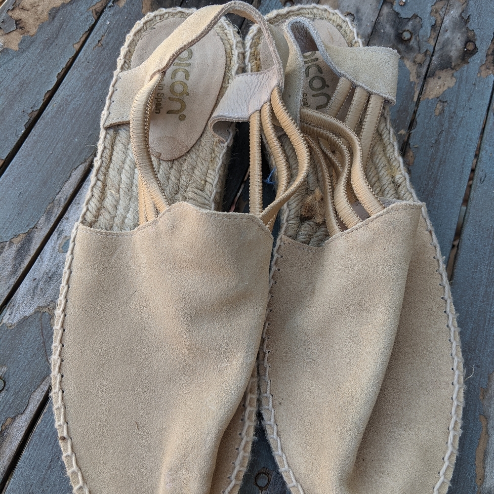 Women's Picon Beige Leather Shoes Spain Size 7.5M